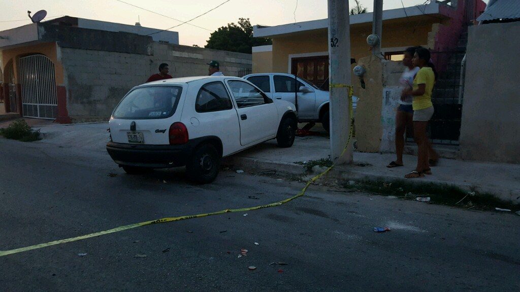 Pierden el control y chocan