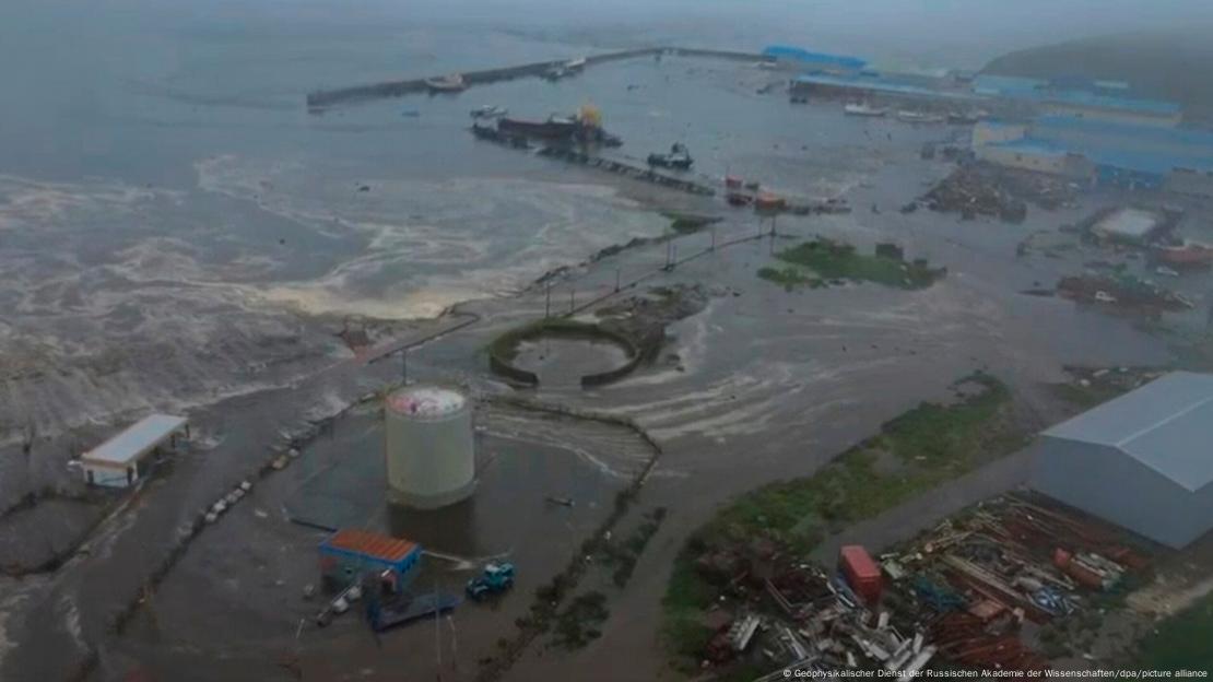 TERREMOTO Y TSUNAMI DE RUSIA